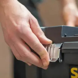 Oficina Móvel Essential 3em1 com Fechos Metálicos STST1-80151 Stanley Stanley