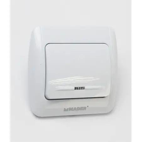 Interruptor Interior Simples Con Luz  Mader MADER HOME TOOLS MADER HOME TOOLS
