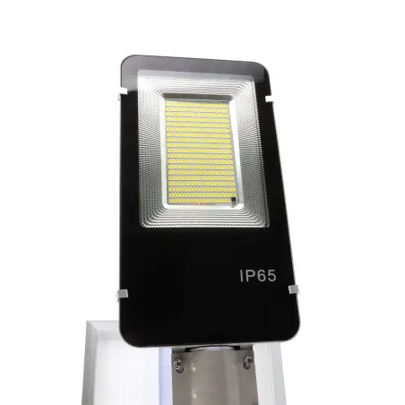 Luminária Led 1000lm Com Painel Solar  Made MADER HOME TOOLS - 1330140085
