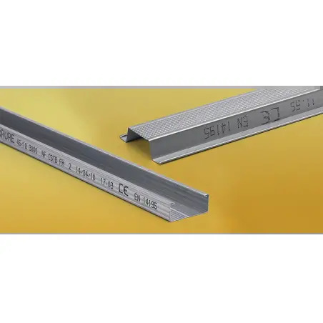 Perfil Omega Maestra Com Furos 3000mm - 1320150082